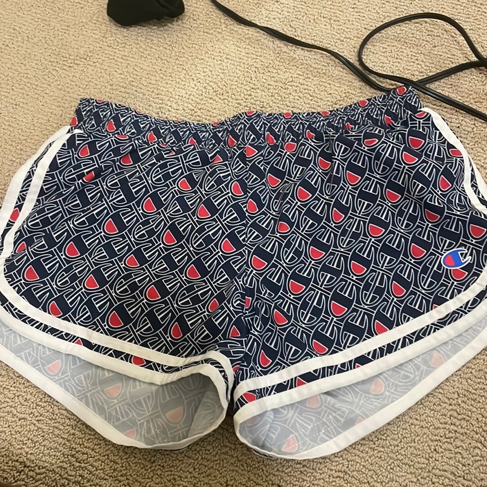 champion shorts size small